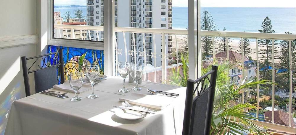 Beachcomber International Resort Coolangatta Екстер'єр фото