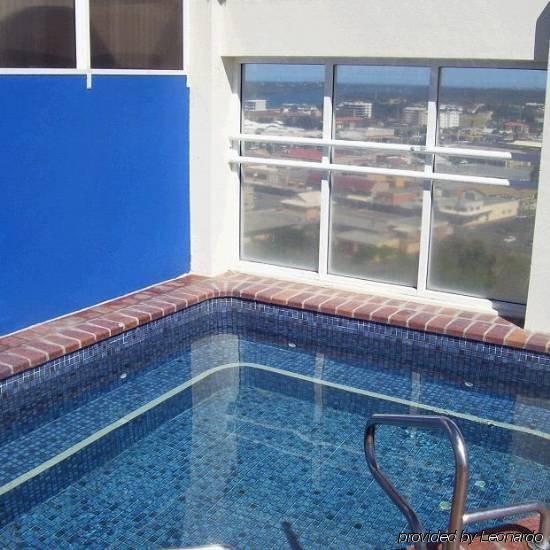 Beachcomber International Resort Coolangatta Екстер'єр фото